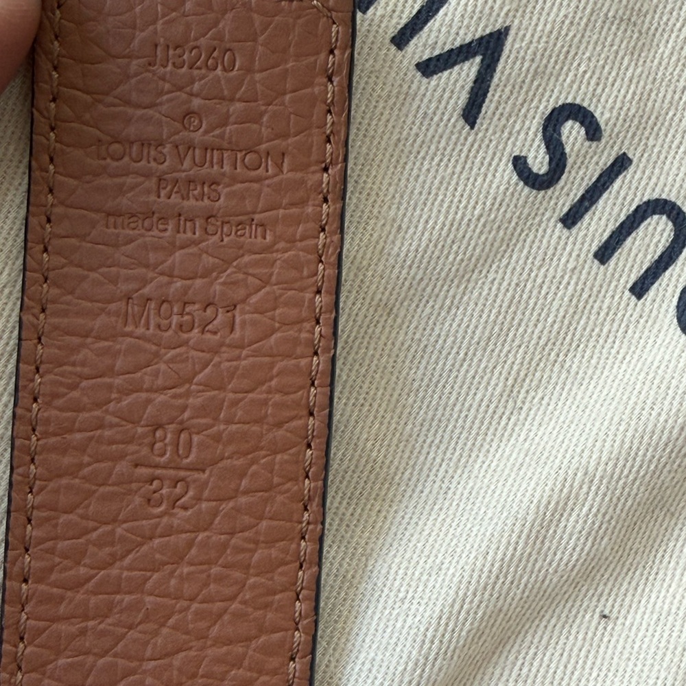 Louis Vuitton Reversible Belt - Picture 8 of 8